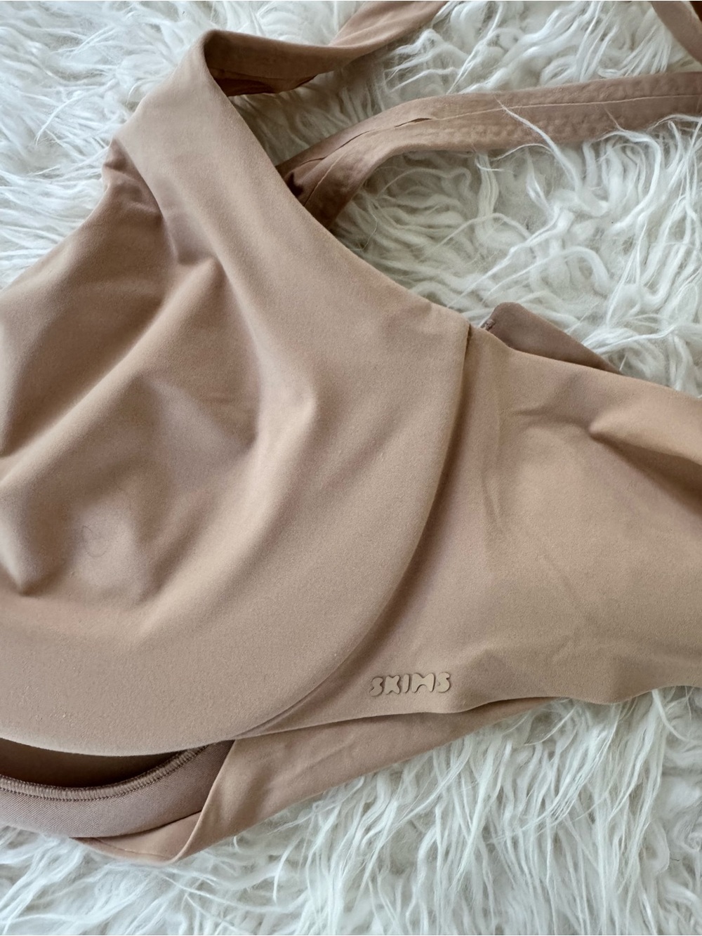 SKIMS Smoothing Intimates Unlined Minimizer Bra - Color: CLAY - Picture 15 of 16